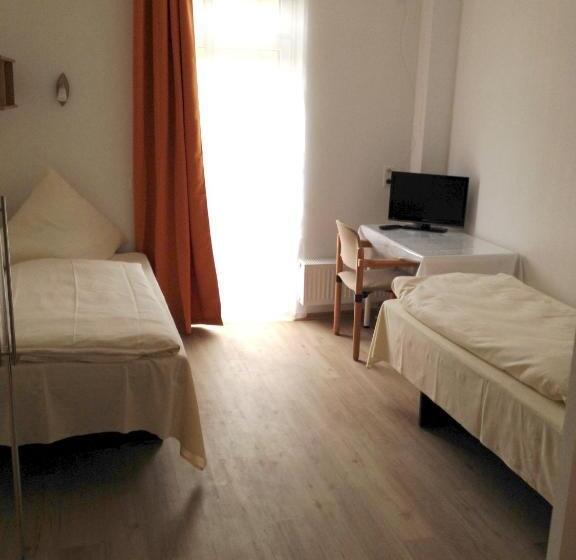 חדר סטנדרט, I Motel