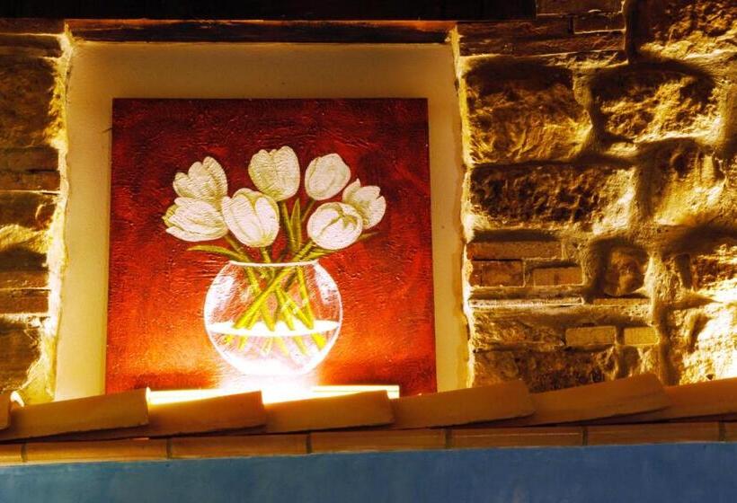 スタンダードルーム, La Casa Sulla Collina D'oro