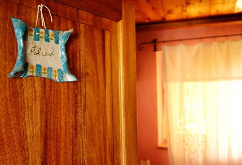 スタンダードルーム, La Casa Sulla Collina D'oro