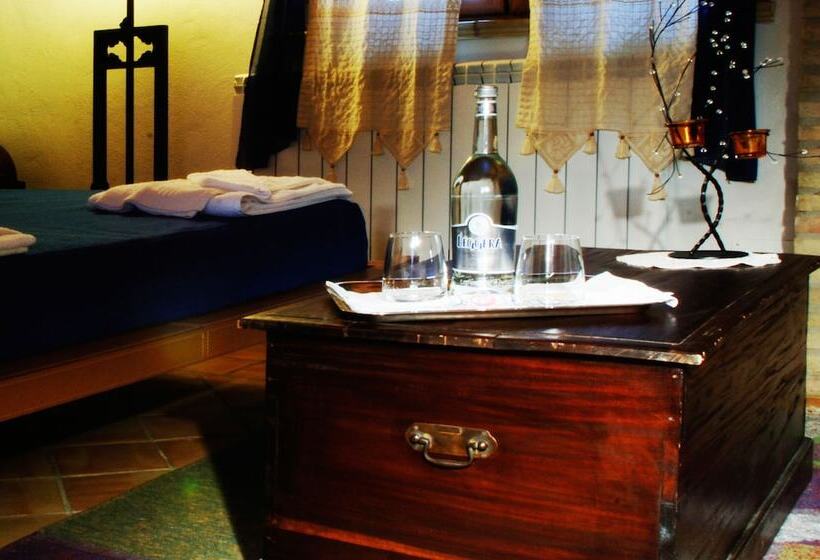 スタンダードトリプルルーム, La Casa Sulla Collina D'oro