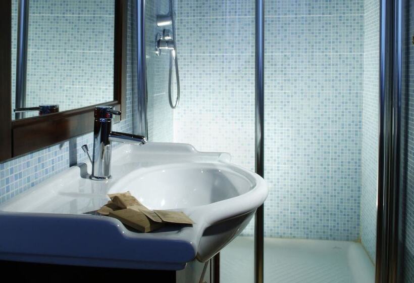 スタンダード４人部屋, La Casa Sulla Collina D'oro