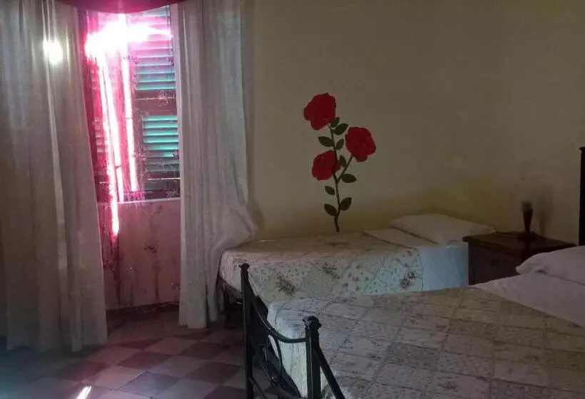 スタンダードルーム, Camere Del Re