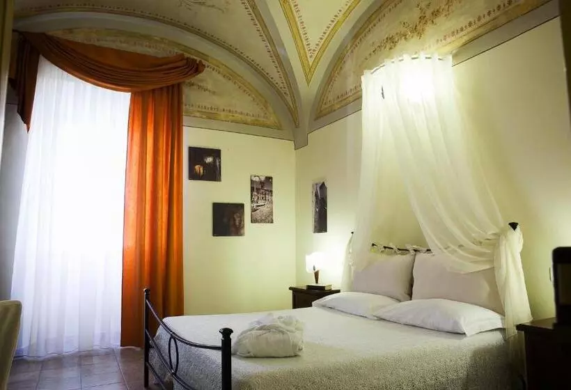 スーペリアールーム, Camere Del Re