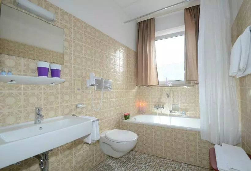 اتاق استاندارد, Gasthof Zur Post Hotel Parkplatz