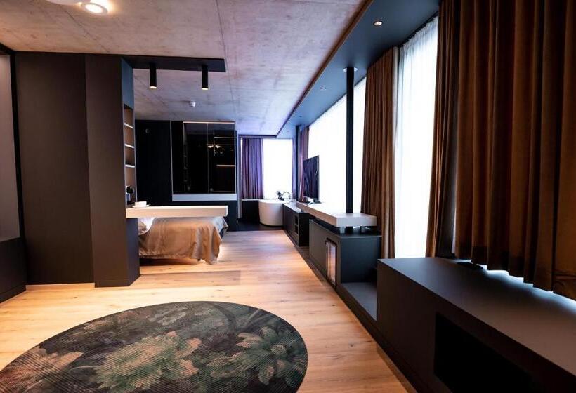 발코니가 있는 스위트, Villa Boutique