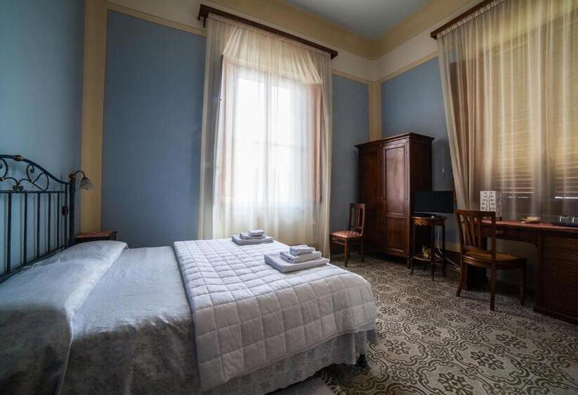 غرفة قياسية, Villa Moorings