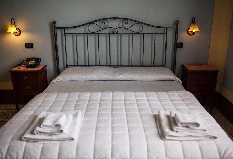 غرفة قياسية, Villa Moorings