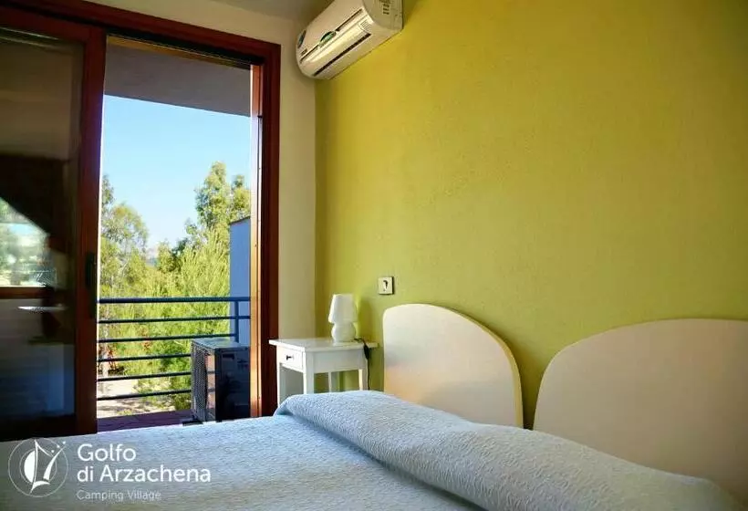 スタンダードスタジオ, Villaggio Camping Golfo Di Arzachena