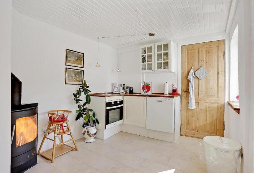 חדר סטנדרט חדר אמבטיה משותף, Bed And Breakfast åløkke