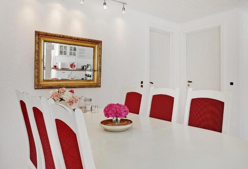 חדר סטנדרט חדר אמבטיה משותף, Bed And Breakfast åløkke