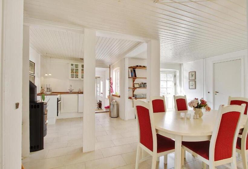 חדר סטנדרט חדר אמבטיה משותף, Bed And Breakfast åløkke