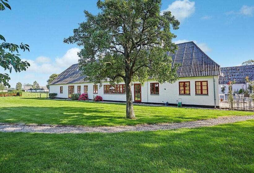 Апартаменты 1 Спальня, Bed And Breakfast åløkke