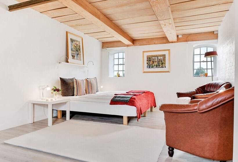 דירת חדר, Bed And Breakfast åløkke