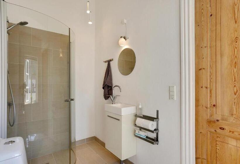 דירת חדר, Bed And Breakfast åløkke