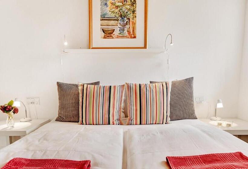 דירת חדר, Bed And Breakfast åløkke