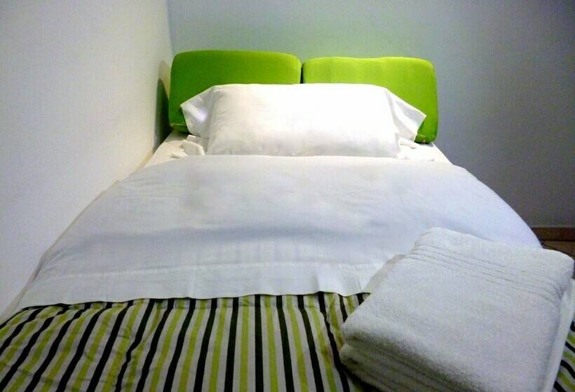 סטודיו אקונומי, Apart Urbanus