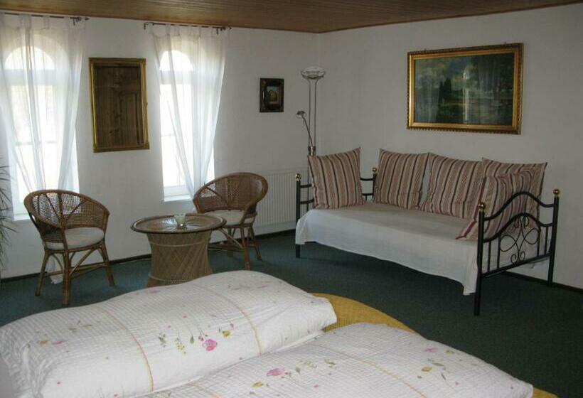 스탠다드 트리플 룸, Gutshaus Zietlitz