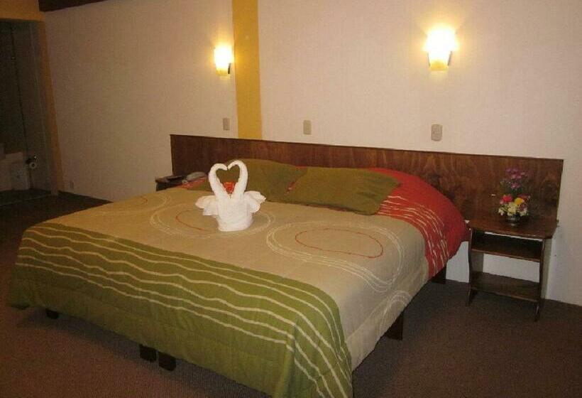 اتاق استاندارد, Munay Tambo