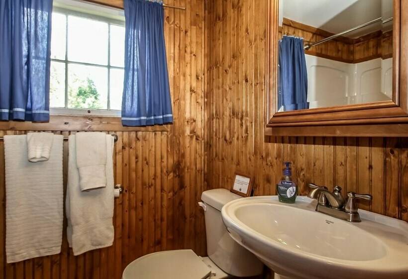 4间卧室的房子, Bluegill Hill