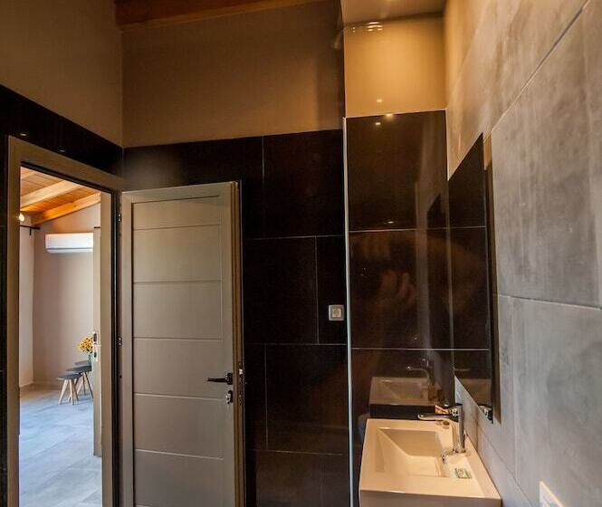 주니어 스위트 바다 전망, Minoos