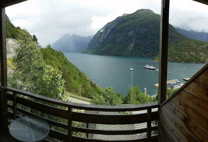 חדר משפחתי, Hellesylt Motel Og Hostel