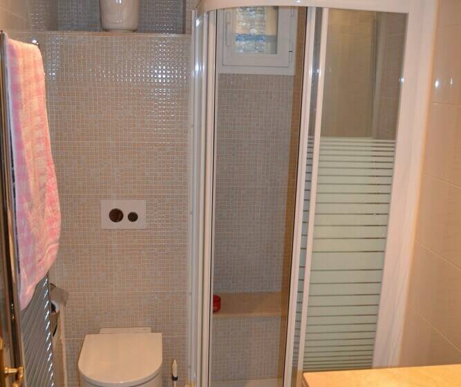 Дом 4 Спальни, Cas Carro