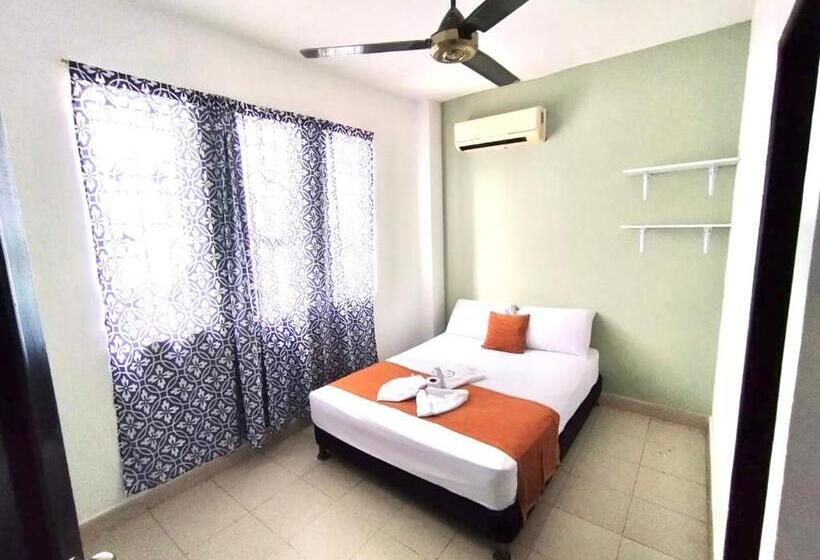 غرفة قياسية, Laurel Plaza 46