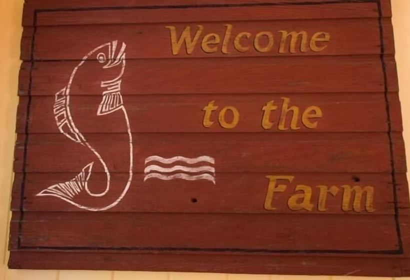 Дом 1 Спальня, Dancing Fish Farm
