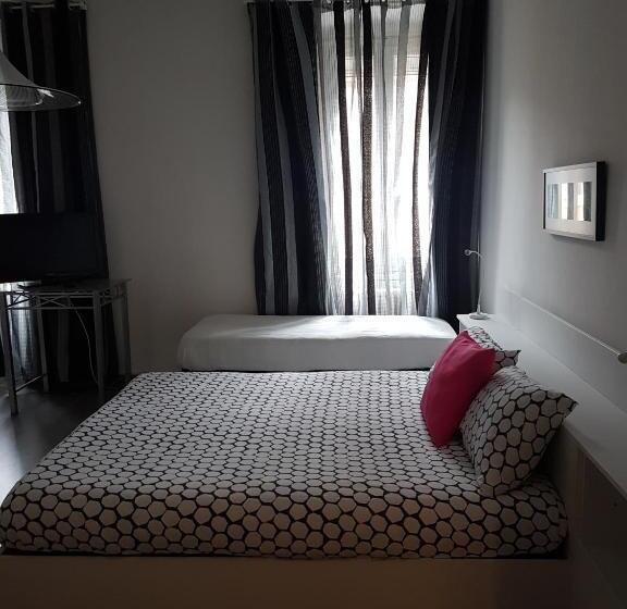 اتاق خانوادگی, B&b Porto Vecchios   Stazione Centrale Trieste