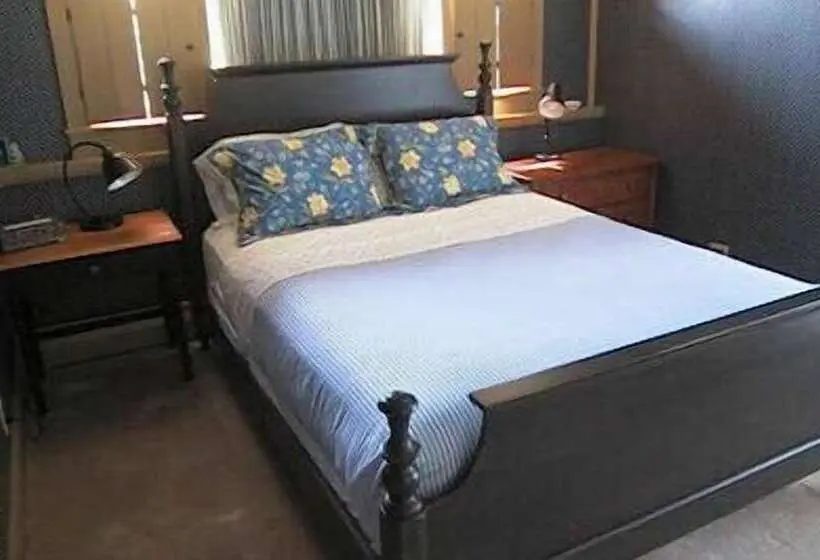 ゴルフビュースタンダードルーム, Inn At Neshobe River