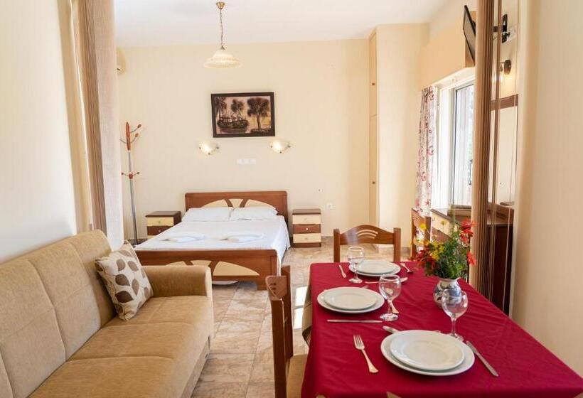 استودیو خانوادگی, Lorenzo House Apartments