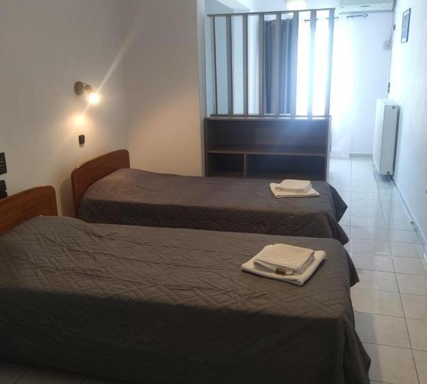 景色の見えるスタンダード４人部屋, Oscar Hotel Lefkada