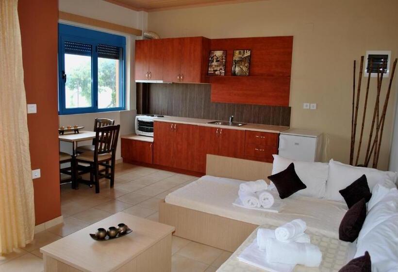 דירת חדר נוף לים, Iliovasilema