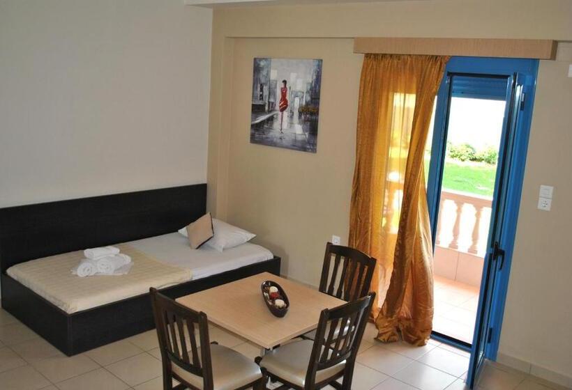 חדר משפחתי צדדי נוף לים, Iliovasilema