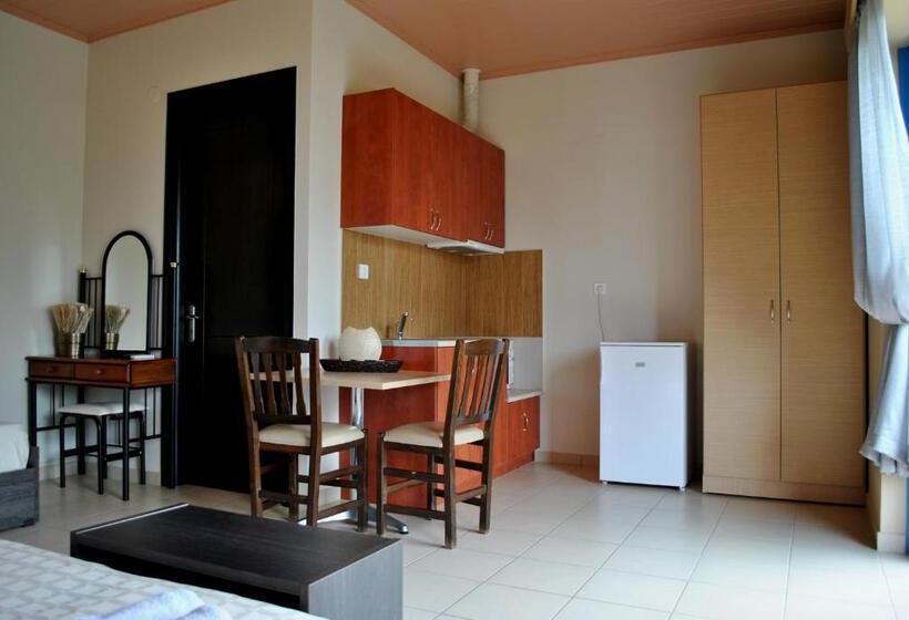 סטודיו סטנדרטי נוף לגינה, Iliovasilema