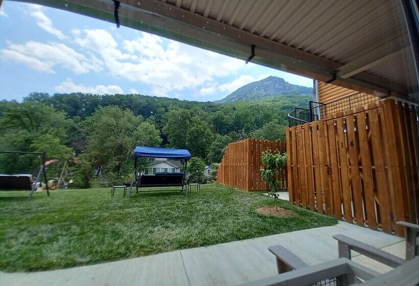 غرفة ديلوكس, The Carter Lodge On The River