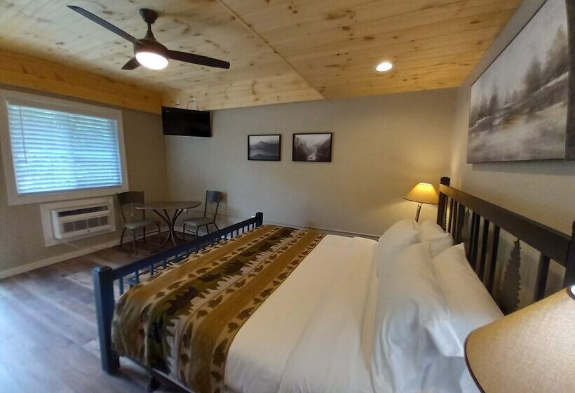 غرفة ديلوكس, The Carter Lodge On The River