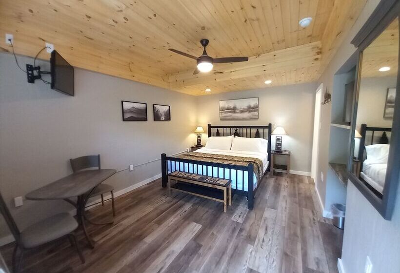 غرفة ديلوكس, The Carter Lodge On The River