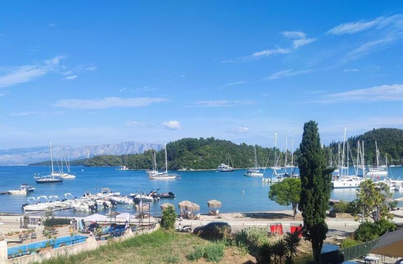 스탠다드 트리플 룸, Oscar Hotel Lefkada