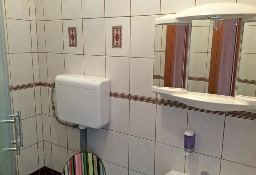 Номер Superior Вид на Сад, Guesthouse Villa Plitvička