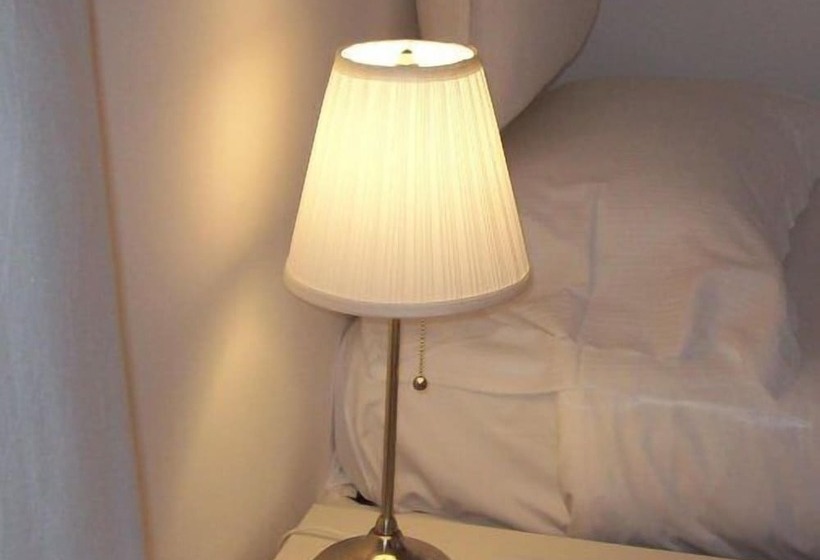 スタンダードシティビュールーム, B&b Aloisio