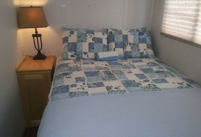 جناح ديلوكس 3 غرف نوم, Mangrove Marina And Resort Aqualodge Houseboats