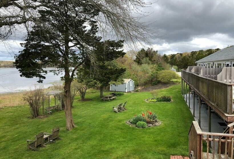 غرفه قياسيه سريرين مزدوجين, Spring Garden Inn