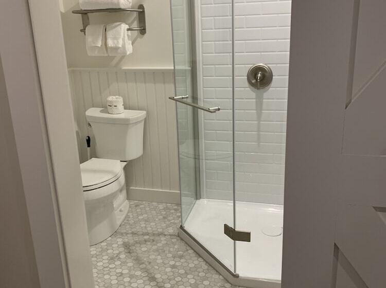 带2个双人床的标准工作室, The Ocean View