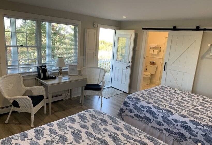 带2个双人床的标准工作室, The Ocean View