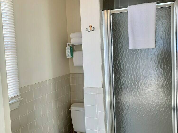 带2个双人床的标准工作室, The Ocean View