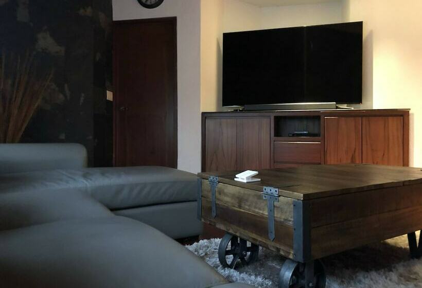 高级客房, Totalkey