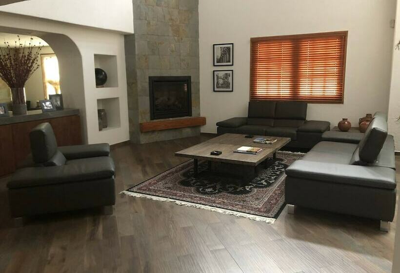 高级客房, Totalkey