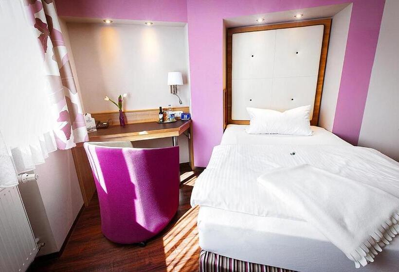 スタンダードシングルルーム, Am Turm