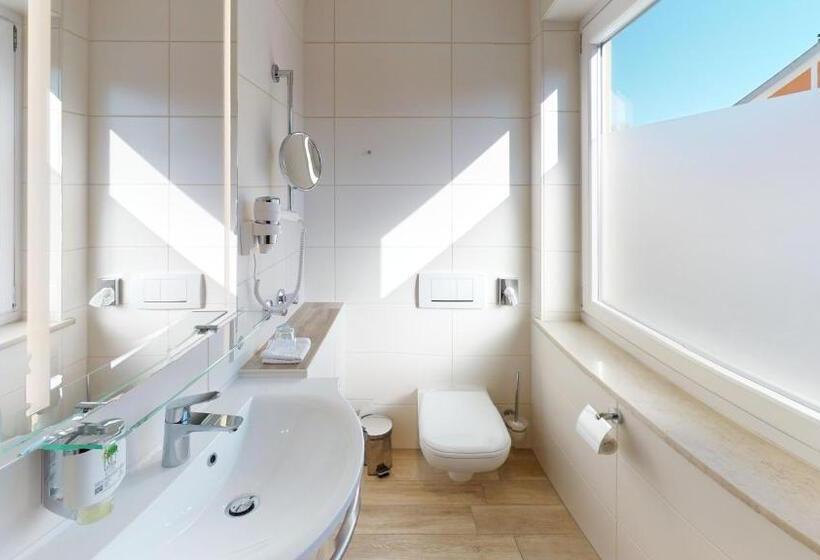 スタンダードルーム, Blochums Gasthof Hirsch